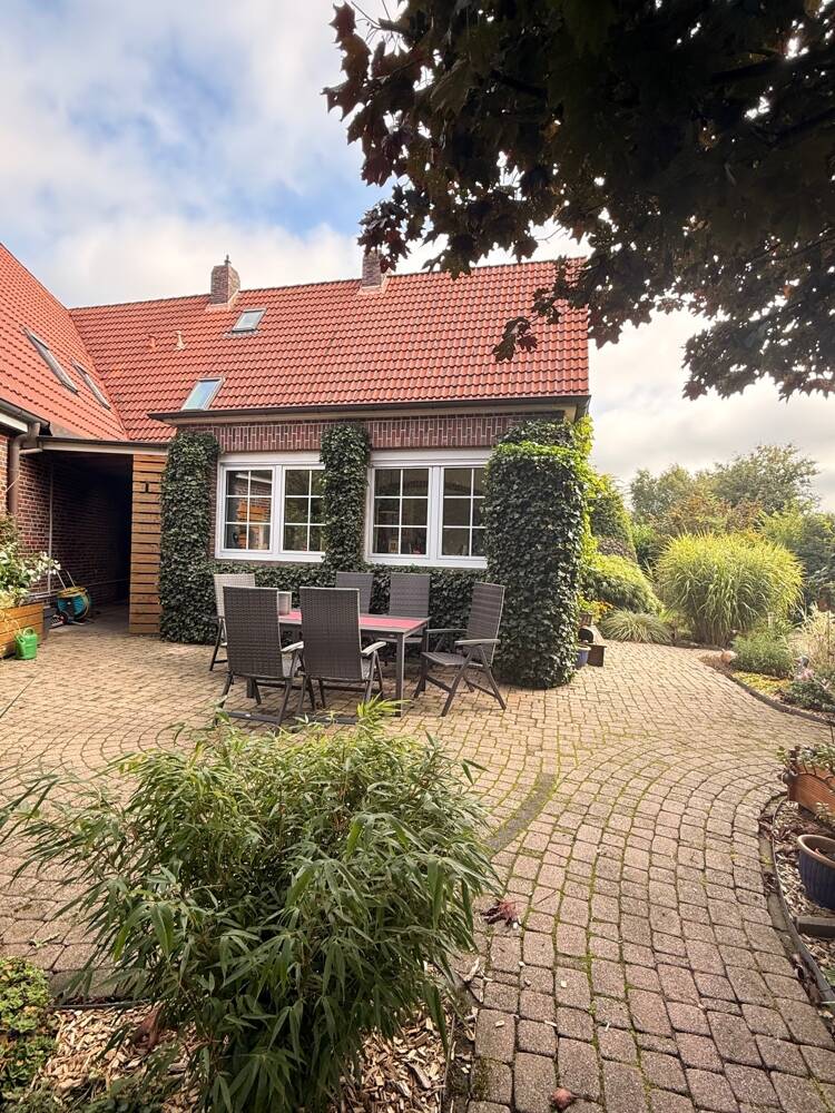 Immobilie in Esens - Top gepflegtes Wohnhaus im Zentrum von Esens - Bild 2