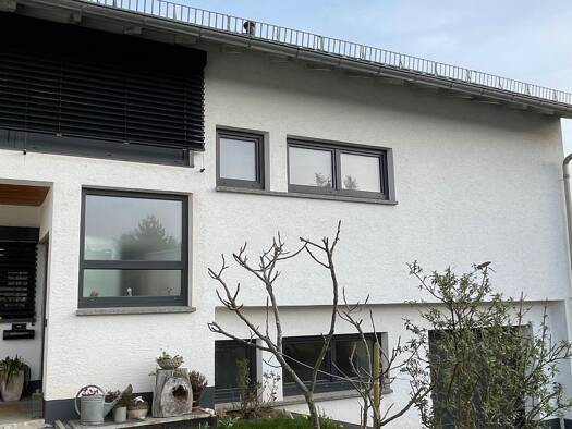 Doppelhaushälfte zur Miete 1.750 € 5 Zimmer 140 m² 250 m² Grundstück frei ab 01.06.2026 Weilburg 35781