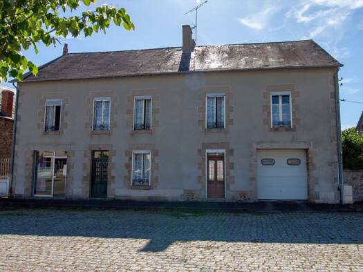 Haus zum Kauf 76.000 € 198 m² 405 m² Grundstück Mourioux-Vieilleville 23210