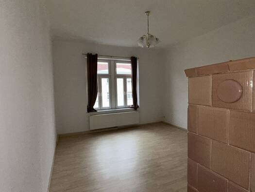 Wohnung zur Miete 530 € 4 Zimmer 92,1 m² 2. Geschoss Zittau Zittau 02763