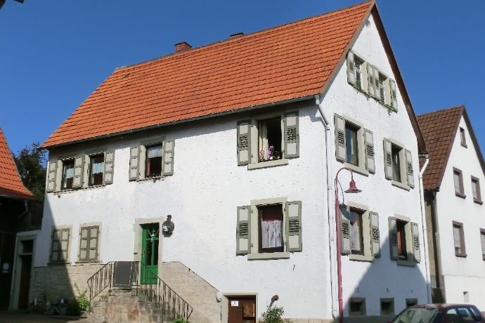 Haus zur Miete 1.075 € 5 Zimmer 133 m²<br/>Wohnfläche 300 m²<br/>Grundstück 01.12.2024<br/>Verfügbarkeit Menzingen Kraichtal 76703