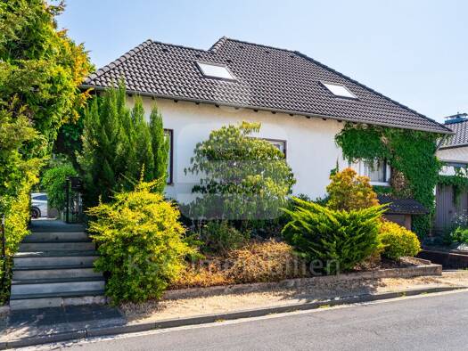 Einfamilienhaus zum Kauf 350.000 € 2 Zimmer 84 m² 590 m² Grundstück Merten Bornheim 53332