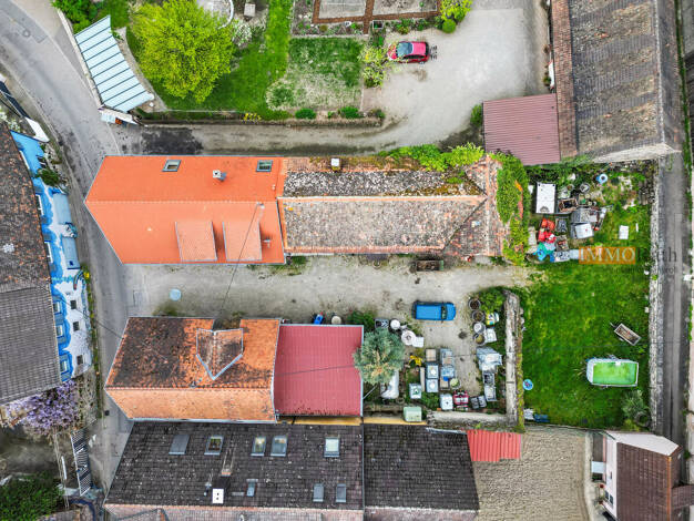 Mehrfamilienhaus zum Kauf 729.000 € 4 Zimmer 215 m² 1.072 m² Grundstück Oberrotweil Vogtsburg 79235