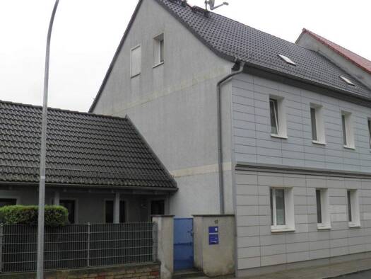 Mehrfamilienhaus zum Kauf als Kapitalanlage geeignet 139.000 € 8 Zimmer 169 m² 221 m² Grundstück Ernst-Thälmann-Strasse Seelow 15306