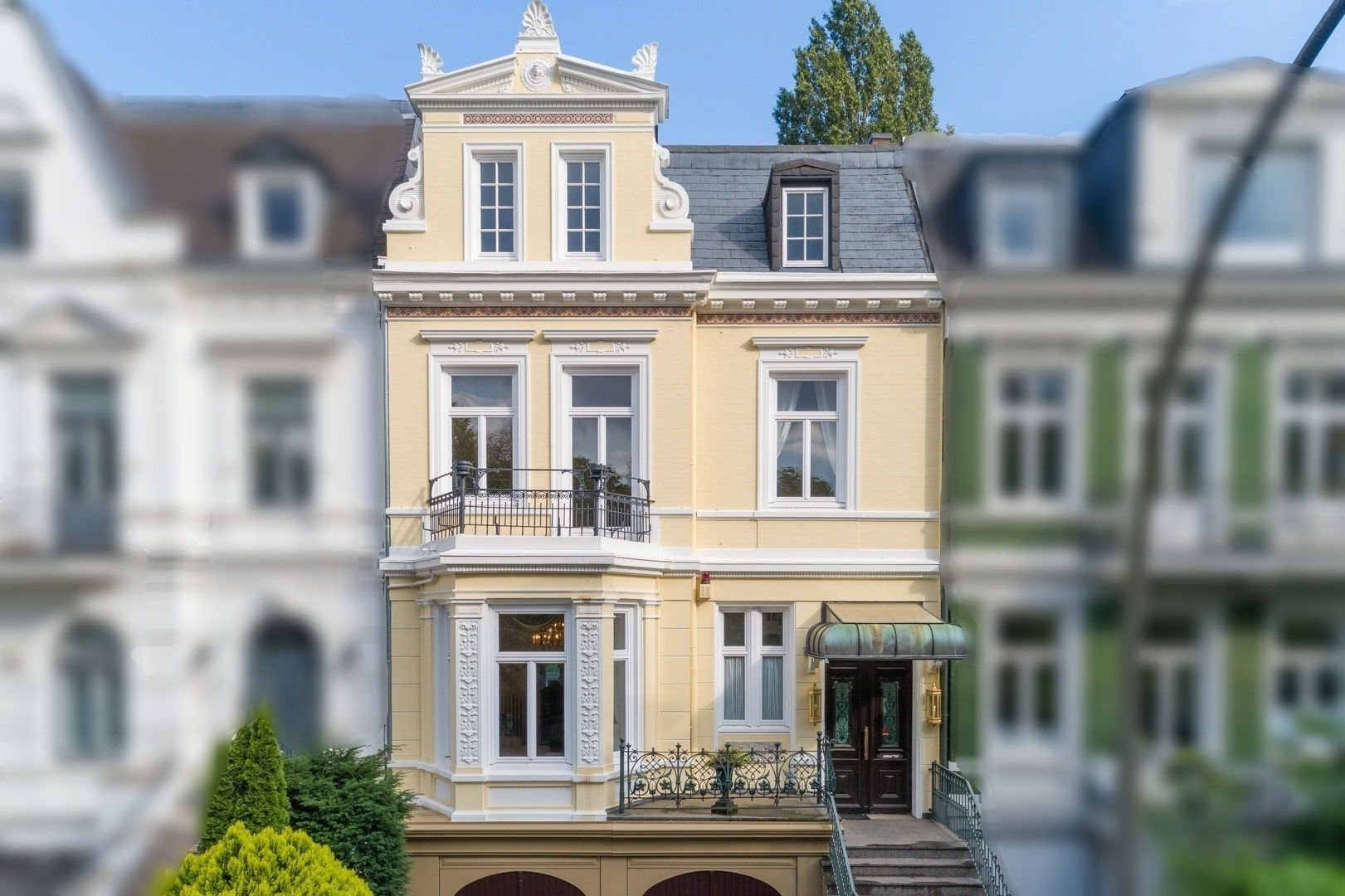 Villa zum Kauf 2.975.000 € 10 Zimmer 354 m²<br/>Wohnfläche 337 m²<br/>Grundstück 01.12.2024<br/>Verfügbarkeit Eilbek Hamburg 22089