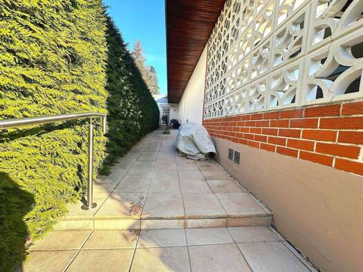 Bungalow zum Kauf 850.000 € 7 Zimmer 236 m² 705 m² Grundstück Eibach Nürnberg 90451