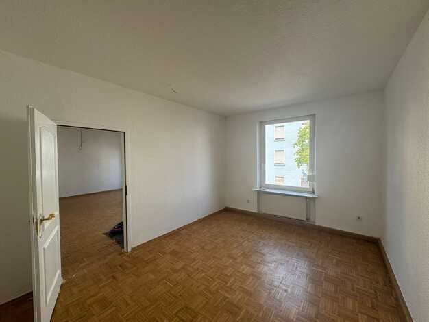 Wohnung zum Kauf 149.000 € 4 Zimmer 105 m² Malstatt Mitte 66113