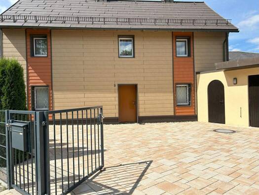 Einfamilienhaus zum Kauf 180.000 € 3 Zimmer 80 m² 575 m² Grundstück frei ab sofort Ullitz Trogen 95183