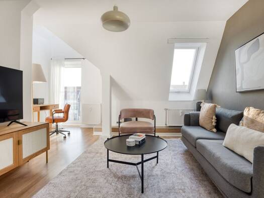 Wohnung zur Miete 1.190 € 2 Zimmer 51 m² 5. Geschoss Sonnenallee 149 Neukölln Berlin 12059