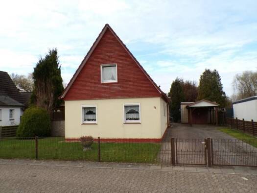 Einfamilienhaus zum Kauf 199.000 € 6 Zimmer 140 m² 1.182 m² Grundstück frei ab sofort Süder-Westerwisch Cuxhaven 27474