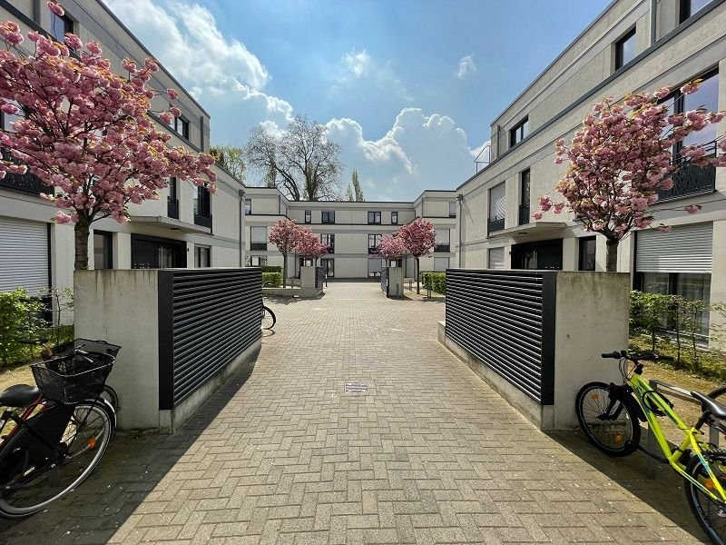 Wohnung zur Miete 1.150 € 2 Zimmer 65 m²<br/>Wohnfläche EG<br/>Geschoss 01.01.2025<br/>Verfügbarkeit Brachtstraße 4 Bilk Düsseldorf 40223