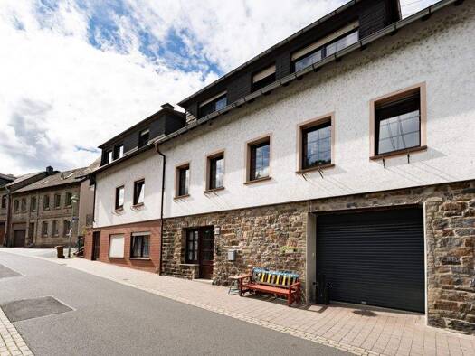 Mehrfamilienhaus zum Kauf als Kapitalanlage geeignet 320.000 € 9 Zimmer 257,7 m² 205 m² Grundstück Niederheimbach 55413