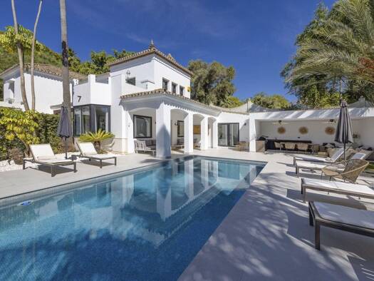 Haus zum Kauf 1.998.000 € 235 m² 1.065 m² Grundstück Estepona 29680