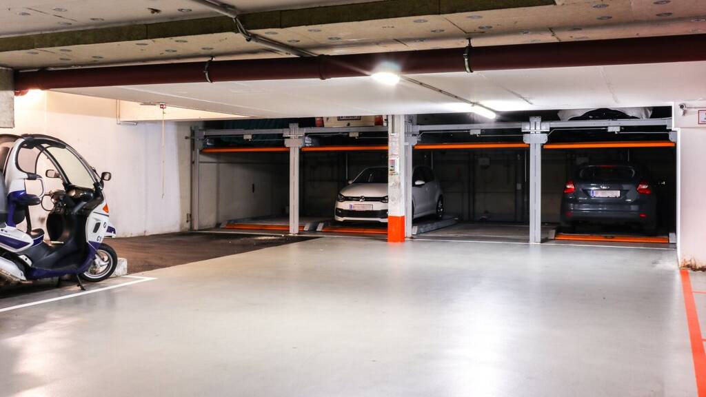 Doppelgarage zur Miete 85 € Sachsenplatz Wien 1200