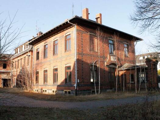 Haus zum Kauf 14.000 € 399 m² Grundstück Chopinstraße 6 Zittau 02763