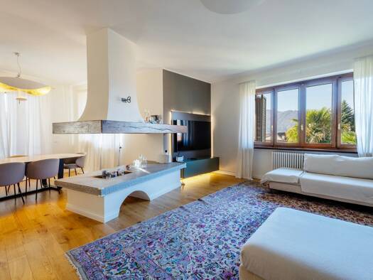 Penthouse zum Kauf 848.000 € 6 Zimmer 305 m² 1. Geschoss frei ab sofort Via al Collegio Verbania