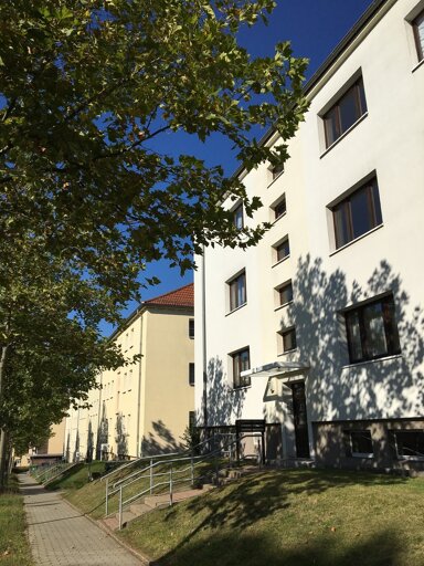 Wohnung zur Miete 363 € 3 Zimmer 61 m² 2. Geschoss frei ab 01.05.2025 Straße des Bergmanns 77 Gerhart-Hauptmann-Straße / Dehmelstraße Gera 07546