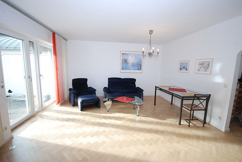 Wohnung zur Miete Wohnen auf Zeit 1.300 € 2 Zimmer 70 m²<br/>Wohnfläche 25.11.2024<br/>Verfügbarkeit Reichenbachstraße 9b Bad Reichenhall Bad Reichenhall 83435