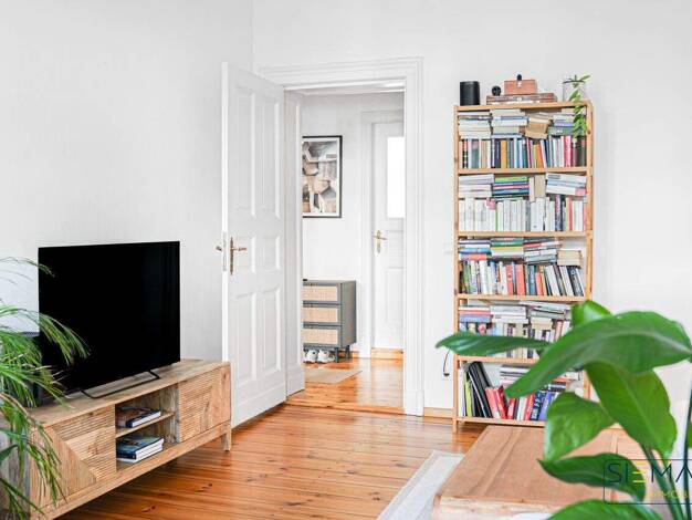 Wohnung zum Kauf 450.000 € 2 Zimmer 72,4 m² Friedrichshain Berlin 10247