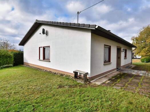 Bungalow zum Kauf 169.000 € 4 Zimmer 113 m² 618 m² Grundstück frei ab sofort Oberwambach 57614
