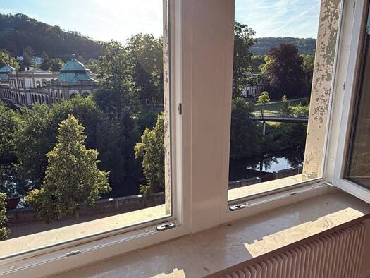 Wohnung zur Miete 1.000 € 2,5 Zimmer 101 m² Geschoss 2/3 frei ab sofort Kurhausstraße 12 Bad Kissingen 97688