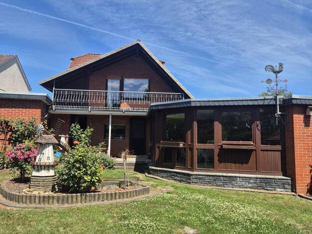 Einfamilienhaus zum Kauf provisionsfrei 279.000 € 8 Zimmer 193 m² 1.167 m² Grundstück Schaumburger Straße 9 Evesen Bückeburg 31675