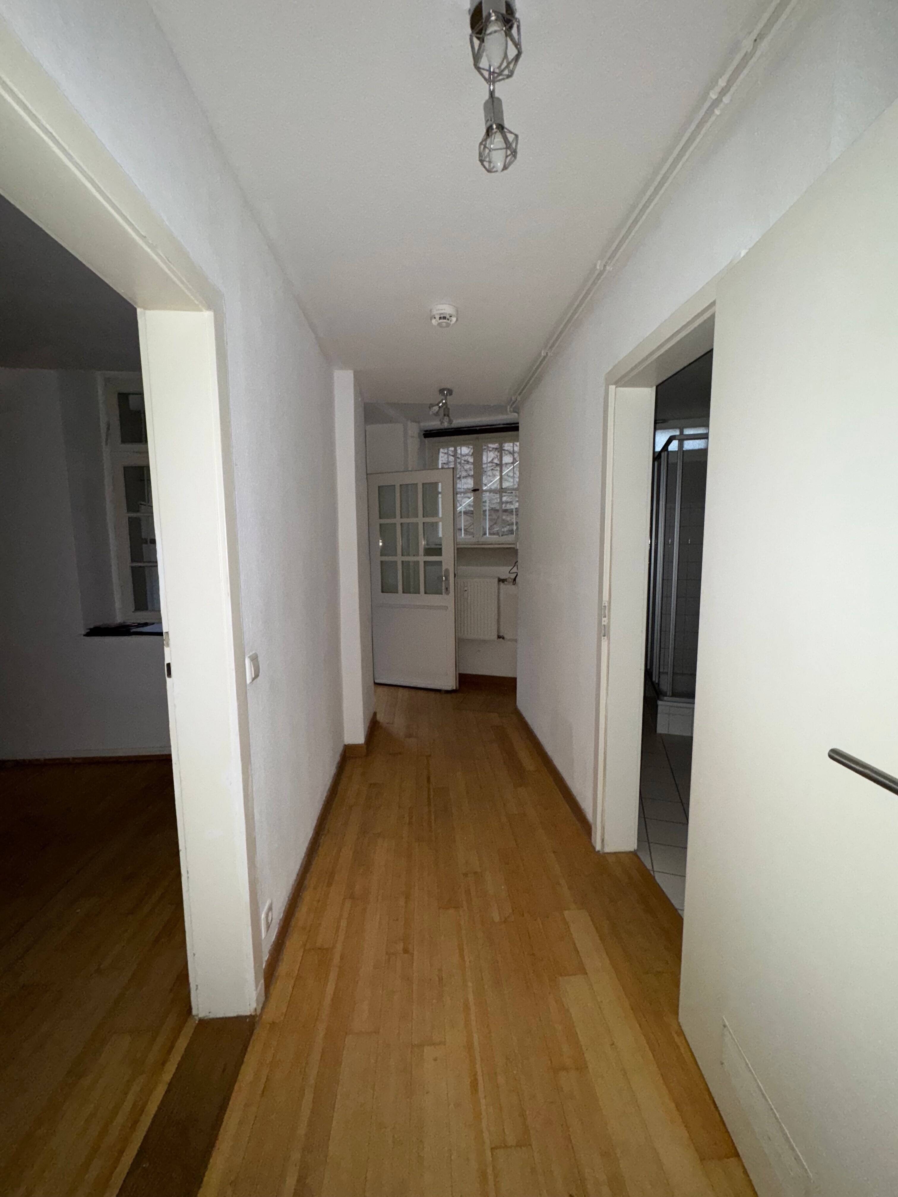 Property thumbnail 2