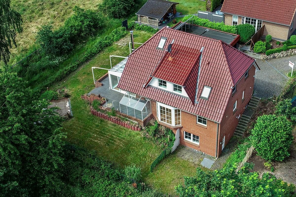 Einfamilienhaus zum Kauf 699.000 € 4,5 Zimmer 214 m²<br/>Wohnfläche 746 m²<br/>Grundstück Pansdorf Ratekau 23689