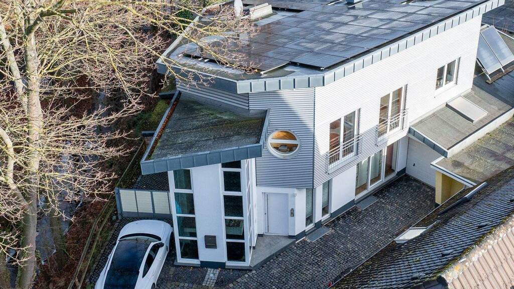 Einfamilienhaus zum Kauf 867.000 € 7 Zimmer 203 m² 400 m² Grundstück frei ab 01.03.2026 Rheinbach 53359