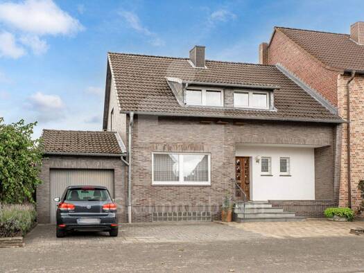Doppelhaushälfte zum Kauf 299.000 € 4 Zimmer 130 m² 739 m² Grundstück Niederembt Elsdorf 50189