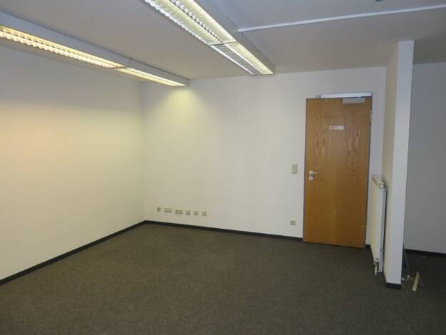 Wohnung zum Kauf 119.000 € 2,5 Zimmer 59 m² frei ab sofort Sulzbach-Rosenberg Sulzbach-Rosenberg 92237