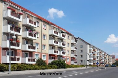 Mehrfamilienhaus zum Kauf Zwangsversteigerung 2.000.000 € 754 m² 540 m² Grundstück Burghausen-Rückmarsdorf Leipzig 04177