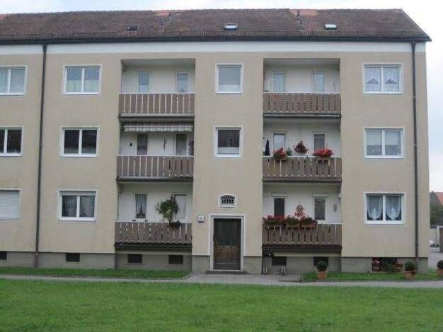 Wohnung zur Miete 675 € 3 Zimmer 60,3 m² 1. Geschoss frei ab 18.03.2026 Schillerstr. 38 Mühldorf 84453