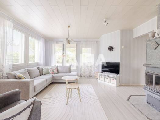 Doppelhaushälfte zum Kauf 214.000 € 4 Zimmer 96 m² 1.026 m² Grundstück Resiinatie 4 Rovaniemi 96900
