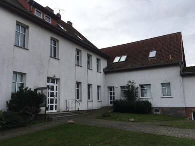 Wohnung zur Miete 335 € 2 Zimmer 55,6 m² 1. Geschoss frei ab sofort Dorfstr.90 Golchen Golchen 17089