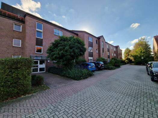 Wohnung zur Miete 464 € 3 Zimmer 77 m² frei ab 01.09.2026 Baumschulenweg 63 Doberlug-Kirchhain 03253