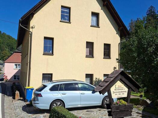 Mehrfamilienhaus zum Kauf provisionsfrei 231.400 € 8 Zimmer 243 m² 530 m² Grundstück frei ab 01.01.2027 Talstraße 29 Rothenthal Olbernhau 09526