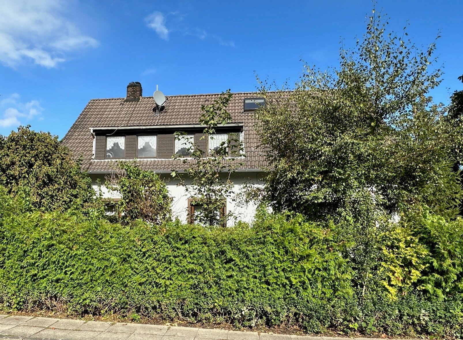 Haus zum Kauf 199.000 € 7 Zimmer 130 m²<br/>Wohnfläche 1.004 m²<br/>Grundstück ab sofort<br/>Verfügbarkeit Gartenstr. 41 Schweiburg Jade 26349