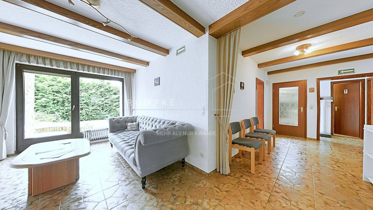 Immobilie in Bad Bentheim - Zweifamilienhaus mit viel Platz und Potenzial im Herzen von Gildehaus! - Bild 3