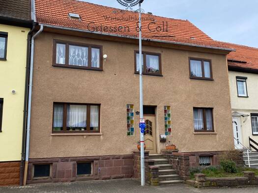 Reihenmittelhaus zum Kauf 158.000 € 5 Zimmer 148,4 m² 2.120 m² Grundstück Finsterbergen 99894