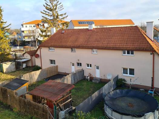 Wohnung zur Miete 582 € 2 Zimmer 70 m² Moosbrunn 2440