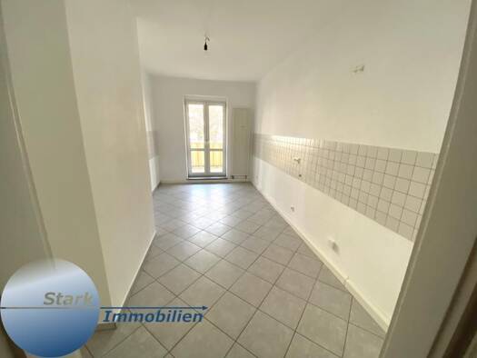 Wohnung zur Miete 355 € 2 Zimmer 67 m² 1. Geschoss Annenstraße 25 Stadtmitte Plauen 08523