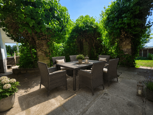 Einfamilienhaus zum Kauf als Kapitalanlage geeignet 489.000 € 16 Zimmer 380 m² 1.300 m² Grundstück Hutthurm Hutthurm 94116