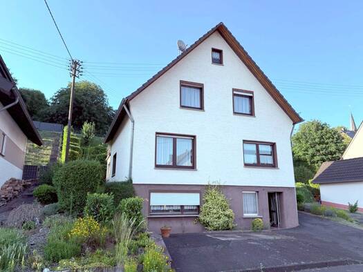 Einfamilienhaus zum Kauf 180.000 € 6 Zimmer 138,5 m² 262 m² Grundstück Oberlahr 57641