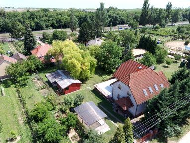 Einfamilienhaus zum Kauf provisionsfrei 552.000 € 5 Zimmer 200 m² 2.020 m² Grundstück Balatonrendes 8255