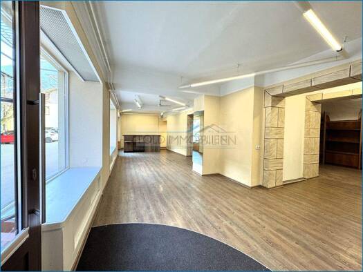 Laden zur Miete 2.000 € Lienz 9900