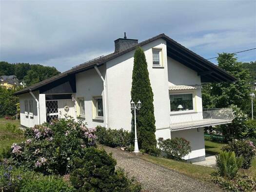 Einfamilienhaus zum Kauf 349.000 € 7 Zimmer 230 m² 1.500 m² Grundstück frei ab sofort Westerburg 56457