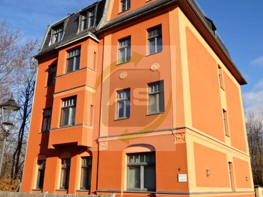 Wohnung zur Miete 1.050 € 5 Zimmer 140 m² 3. Geschoss frei ab 01.12.2026 Audistraße 4 Pölbitz Zwickau 08058