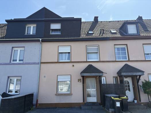 Haus zum Kauf 390.000 € 8 Zimmer 145 m² 267 m² Grundstück Neuwerk Ost 41066