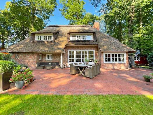 Haus zum Kauf 1.199.000 € 5 Zimmer 225 m² 1.350 m² Grundstück St. Magnus Bremen 28759